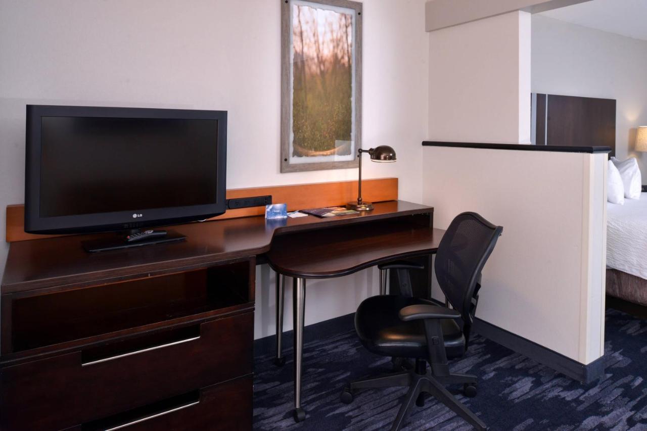 Fairfield Inn & Suites By Marriott Сидар-Рапидс Экстерьер фото